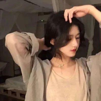 皎洁的月亮